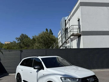 Авто Audi Q7 2017 № 7903593