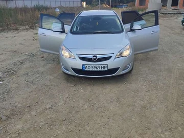 Авто Opel Astra 2011 № 7903715