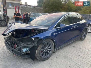 Авто Tesla Model X 2016 № 7903834