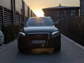 Авто Audi Q5 2011 № 7904001