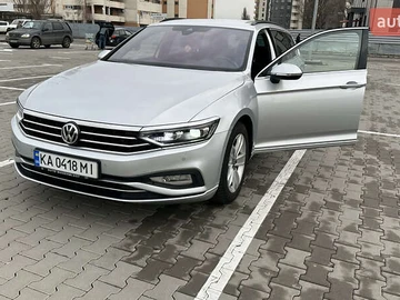 Авто Volkswagen Passat 2019 № 7904019