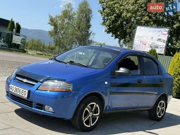 Авто Chevrolet Aveo 2005 № 7904150