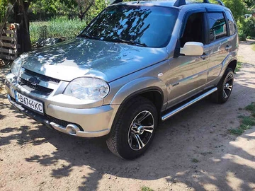 Авто Chevrolet Niva 2011 № 7904278