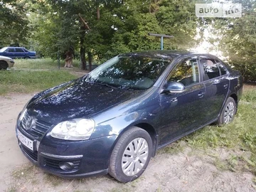 Авто Volkswagen Jetta 2010 № 7904384