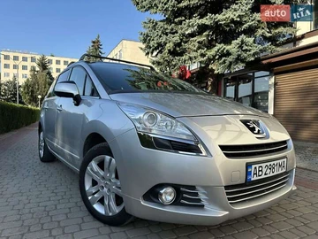 Авто Peugeot 5008 2012 № 7904401