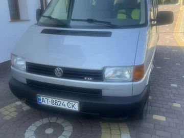 Авто Volkswagen Transporter 2002 № 7904416