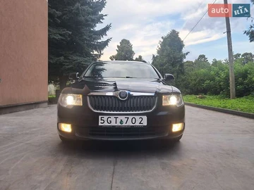 Авто Skoda Superb 2010 № 7904418