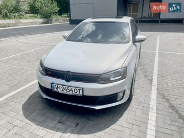 Авто Volkswagen Jetta 2013 № 7904454