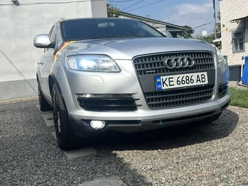 Авто Audi Q7 2007 № 7904460