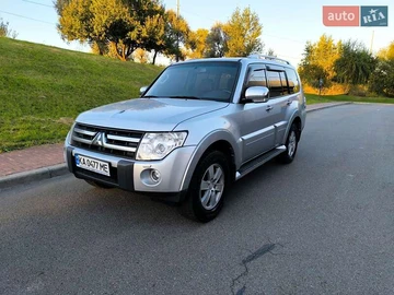 Авто Mitsubishi Pajero Wagon 2008 № 7904485