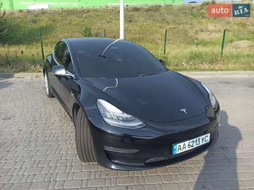 Авто Tesla Model 3 2018 № 7904608