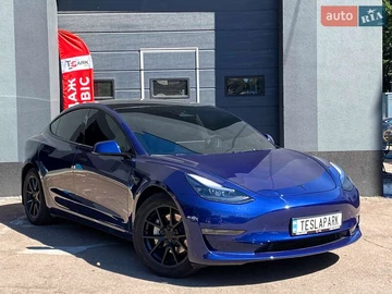 Авто Tesla Model 3 2023 № 7904712