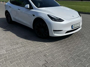 Авто Tesla Model Y 2022 № 7904754