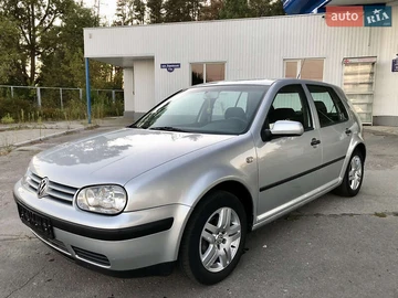 Авто Volkswagen Golf 2001 № 7904905