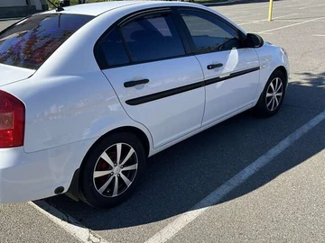 Авто Hyundai Accent 2009 № 7904912