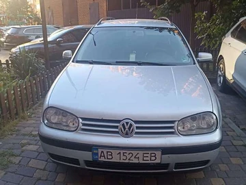 Авто Volkswagen Golf 2003 № 7904915