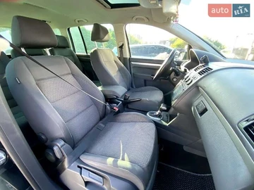 Авто Volkswagen Touran 2006 № 7905073