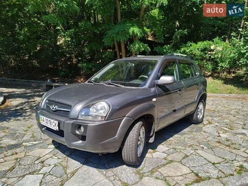 Авто Hyundai Tucson 2008 № 7905180