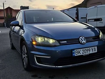Авто Volkswagen E-Golf 2014 № 7905194