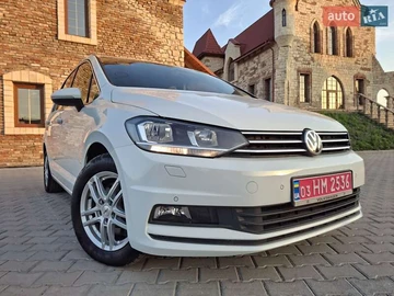 Авто Volkswagen Touran 2020 № 7905241