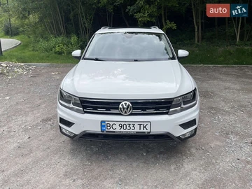 Авто Volkswagen Tiguan 2019 № 7905248