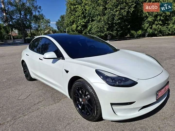 Авто Tesla Model 3 2021 № 7905249