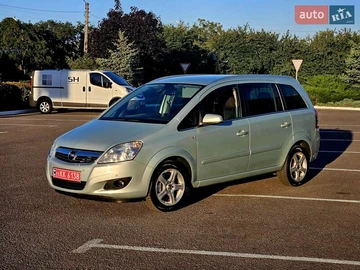 Авто Opel Zafira 2010 № 7905398