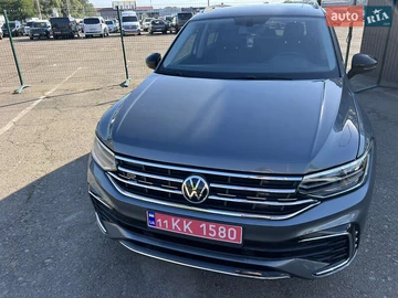 Авто Volkswagen Tiguan 2020 № 7905453