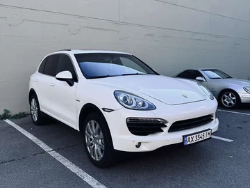 Авто Porsche Cayenne 2014 № 7905628