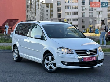 Авто Volkswagen Touran 2009 № 7905774