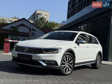 Авто Volkswagen Passat 2018 № 7905886