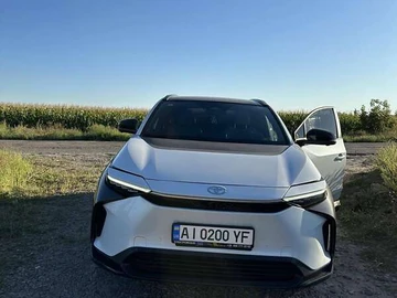 Авто Toyota Bz4X 2023 № 7905895