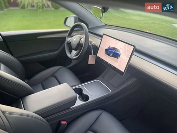 Авто Tesla Model Y 2023 № 7905898