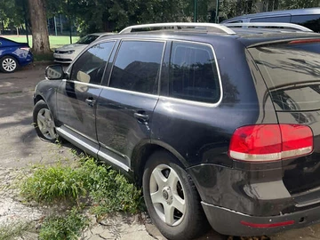Авто Volkswagen Touareg 2004 № 7905966
