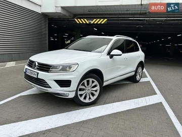 Авто Volkswagen Touareg 2016 № 7906234