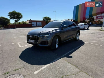 Авто Audi Q8 2019 № 7906257