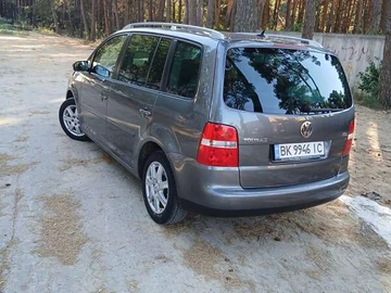 Авто Volkswagen Touran 2005 № 7906362