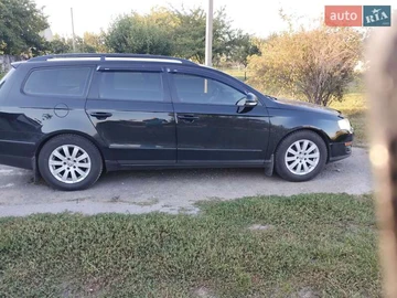 Авто Volkswagen Passat 2006 № 7906371