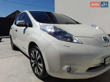 Авто Nissan Leaf 2015 № 7906412