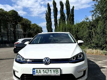 Авто Volkswagen E-Golf 2014 № 7906481