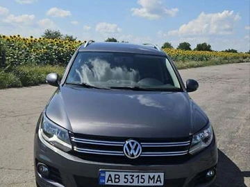 Авто Volkswagen Tiguan 2014 № 7906543