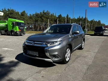 Авто Mitsubishi Outlander 2017 № 7906602