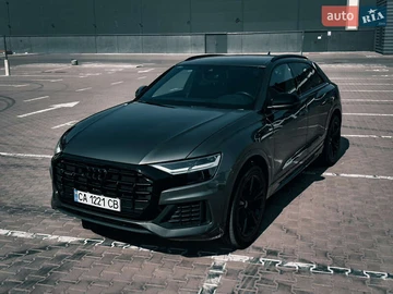 Авто Audi Q8 2020 № 7906698