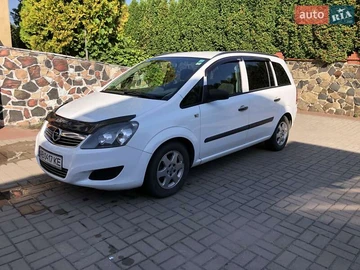 Авто Opel Zafira 2009 № 7906871