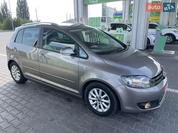 Авто Volkswagen Golf Plus 2010 № 7906907