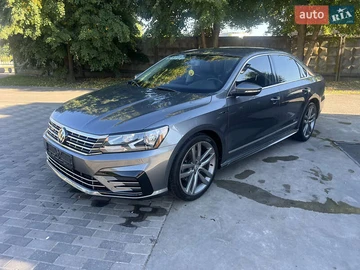 Авто Volkswagen Passat 2017 № 7907075