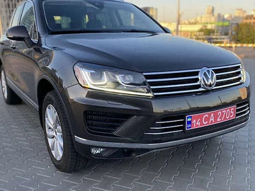 Авто Volkswagen Touareg 2015 № 7907191