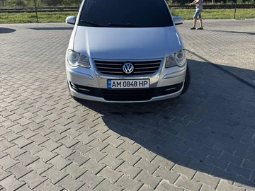 Авто Volkswagen Touran 2007 № 7907572