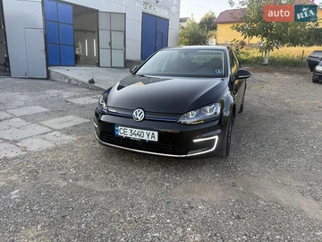 Авто Volkswagen E-Golf 2015 № 7907610
