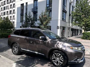 Авто Mitsubishi Outlander 2015 № 7908052